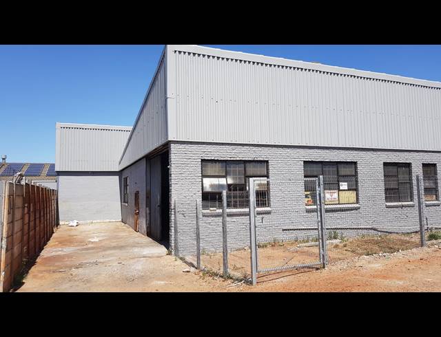 400M² FACTORY TO LET IN BLACKHEATH INDUSTRIAL